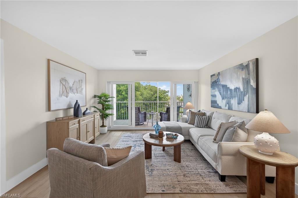 SEVEN LAKES - Residential