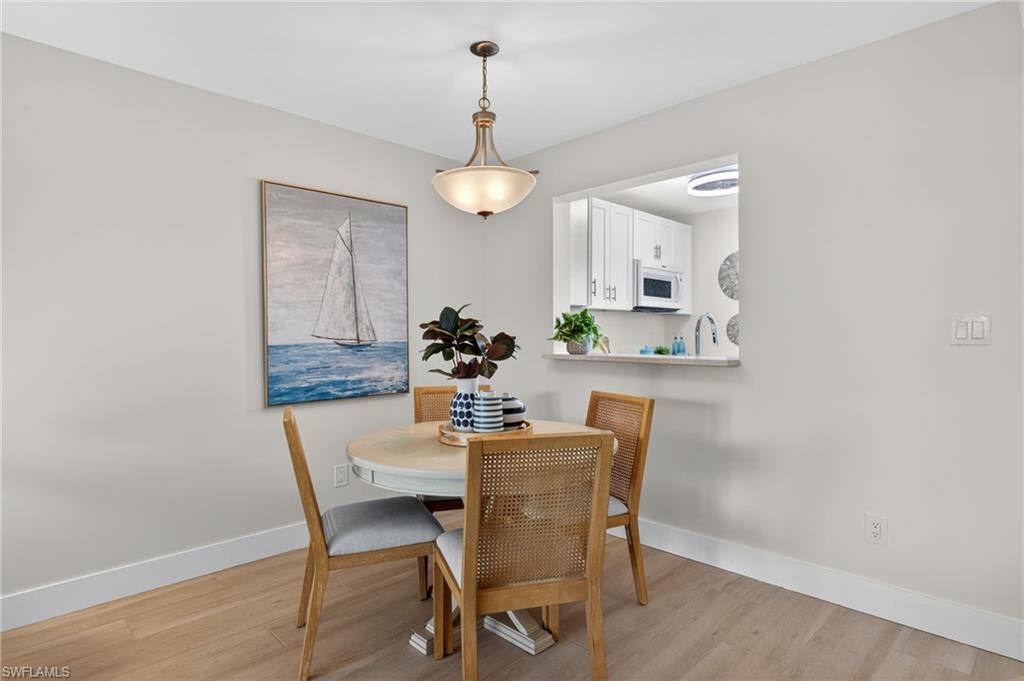 SEVEN LAKES - Residential