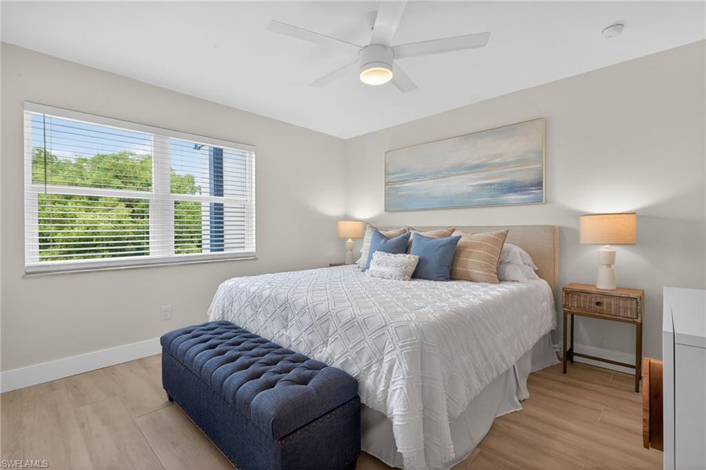 SEVEN LAKES - Residential