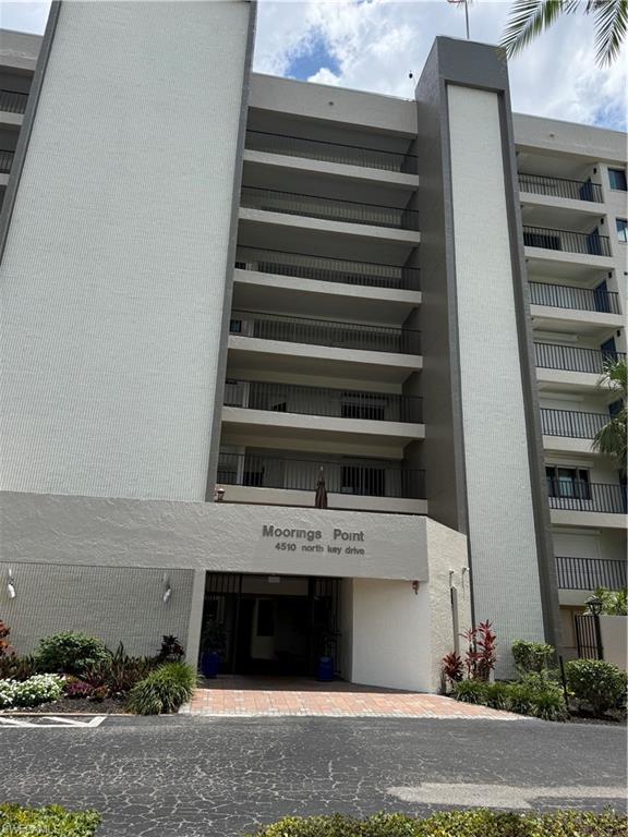 MOORINGS POINT CONDO - Residential
