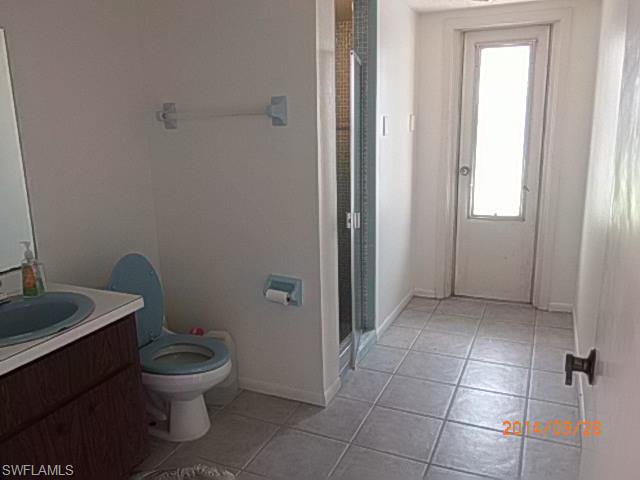CHARLOTTE SHORES - Residential