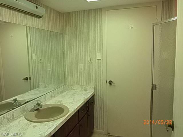 CHARLOTTE SHORES - Residential