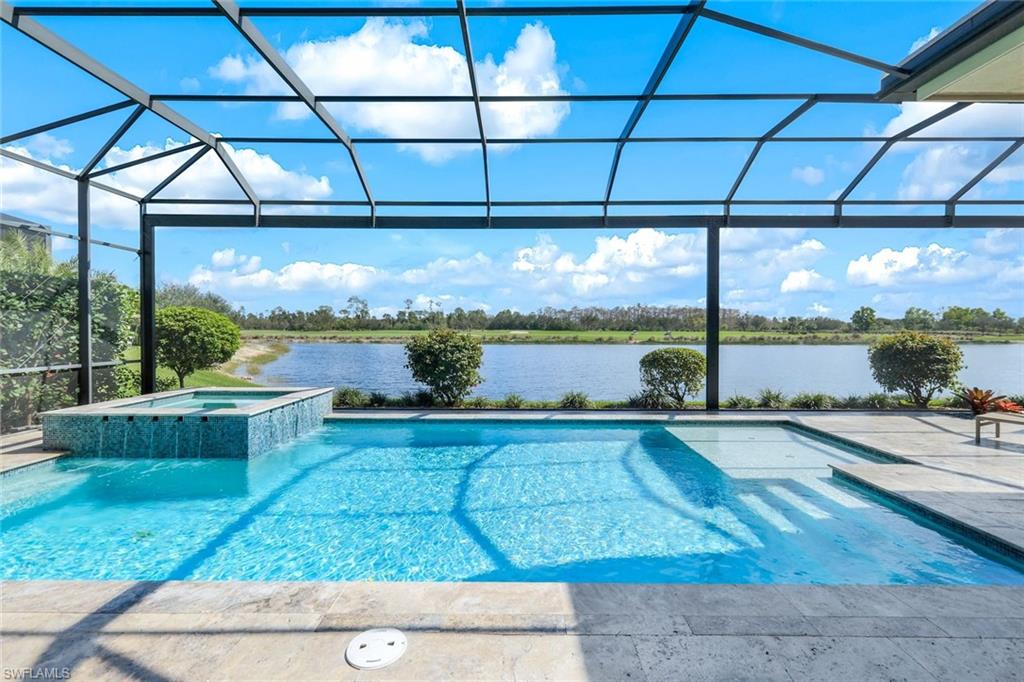ESPLANADE - Residential
