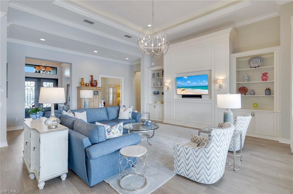 ESPLANADE - Residential