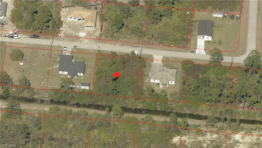 LEHIGH ACRES - Land