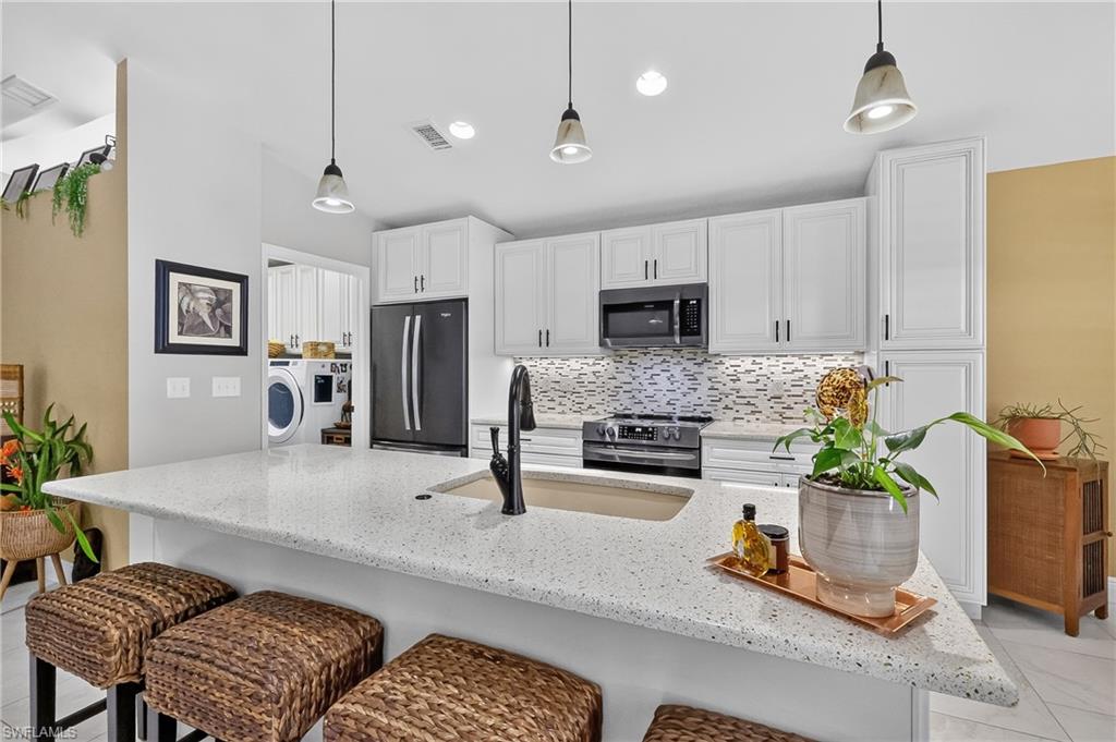 HERITAGE COVE II - Residential