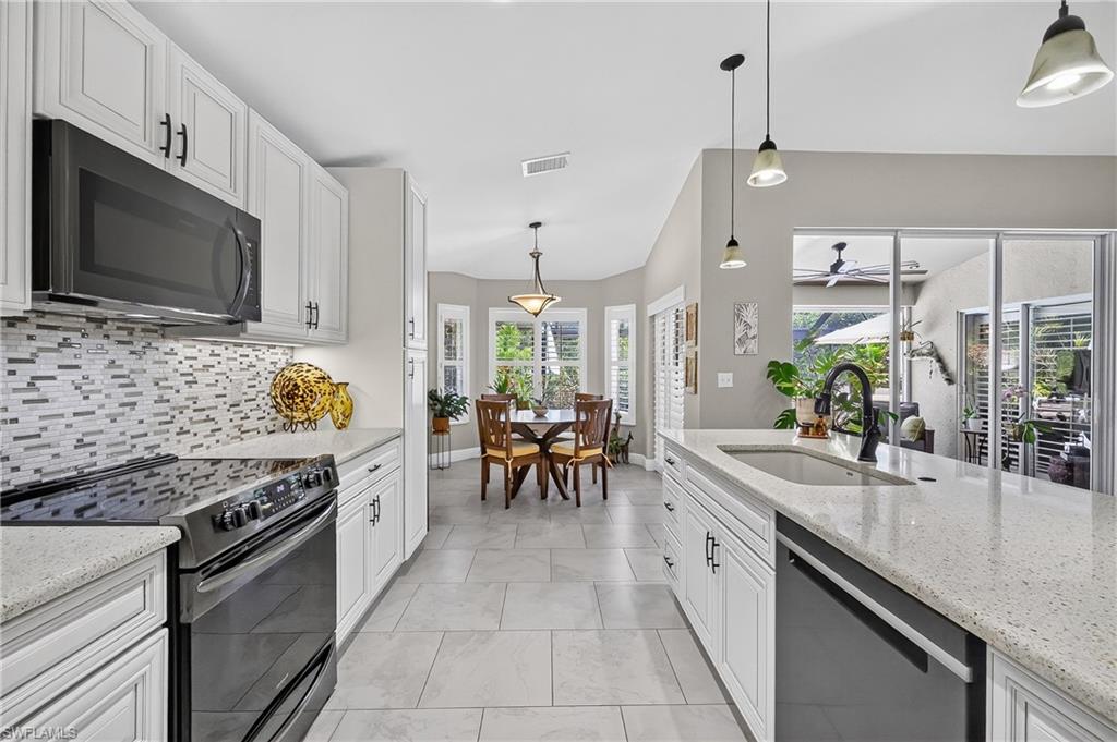 HERITAGE COVE II - Residential