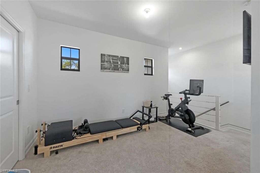 VANDERBILT RESERVE - Residential Lease