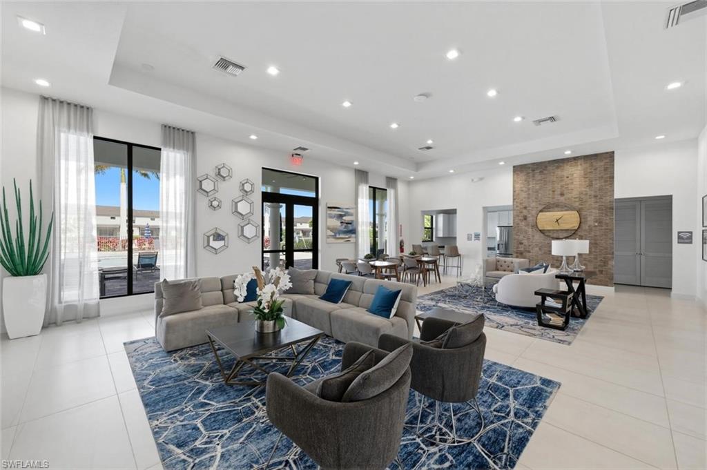 VANDERBILT RESERVE - Residential Lease