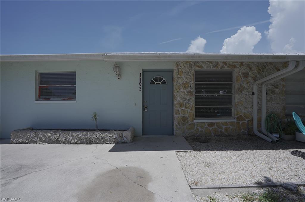 Situated at 1195 South Alhambra Circle in Naples, FL, this annual rental offers a straightforward and comfortable living environment in an established neighborhood. The home features a practical floor plan with a welcoming living area, well-proportioned bedrooms, and a kitchen that provides adequate storage and workspace for daily use.

The location offers convenient access to nearby shopping, dining, and main roadways, supporting a smooth day-to-day routine.

Offered as an annual rental, this property is a great option for those looking for a well-positioned home in Naples.