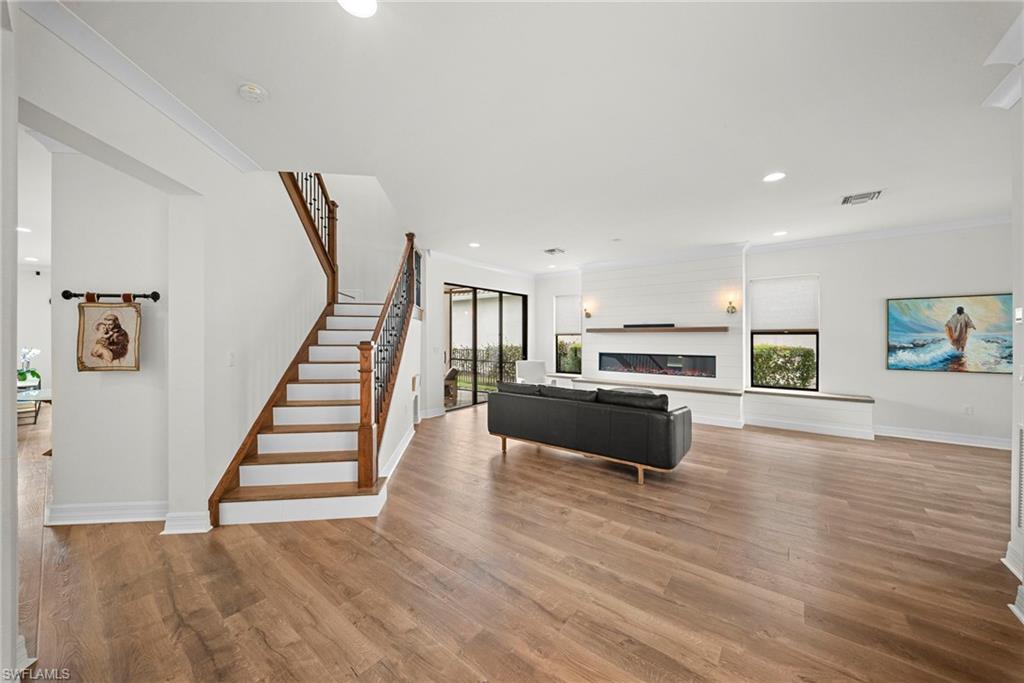 STONECREEK - Residential