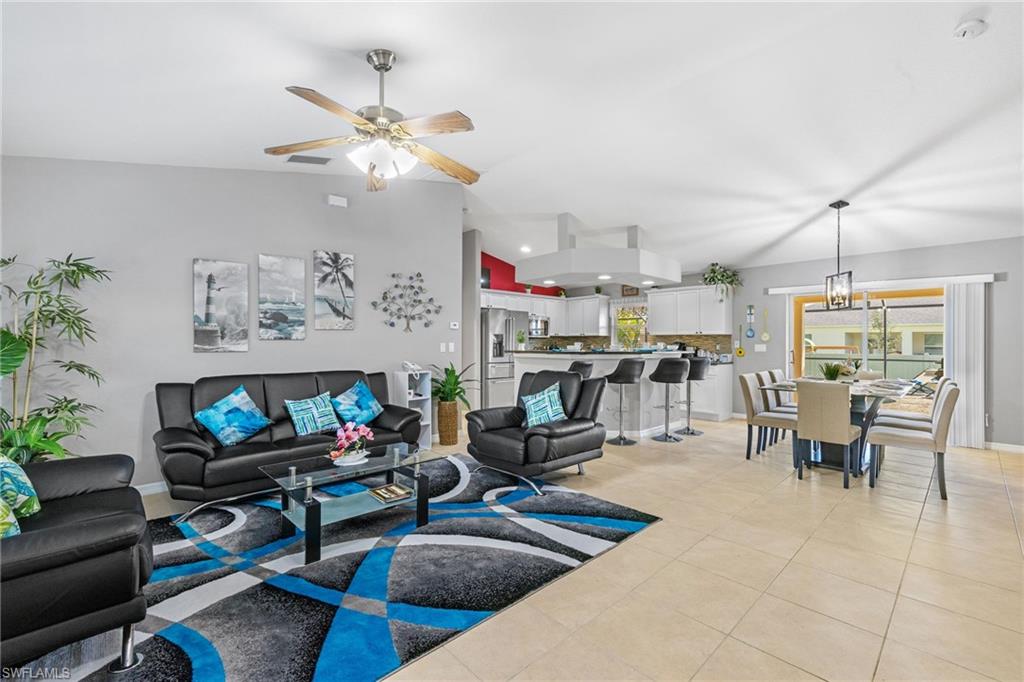 CAPE CORAL - Residential Lease