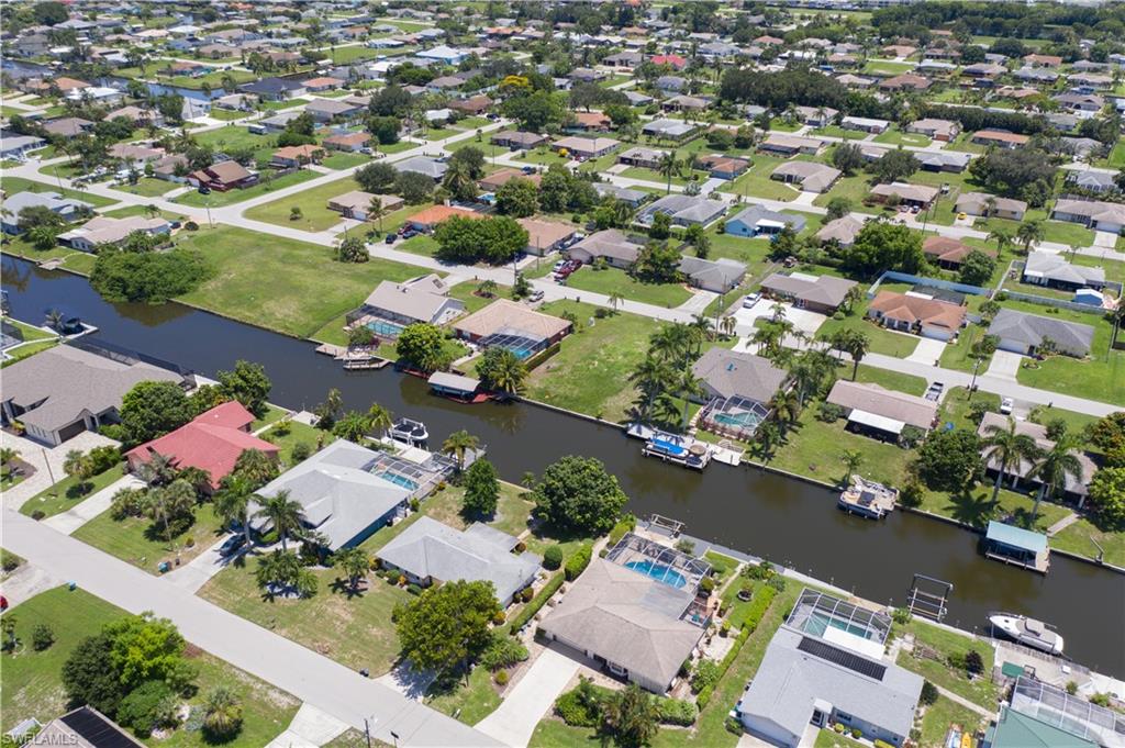 CAPE CORAL - Land