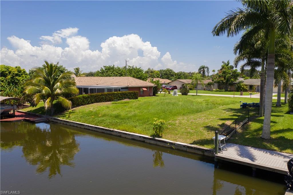 CAPE CORAL - Land