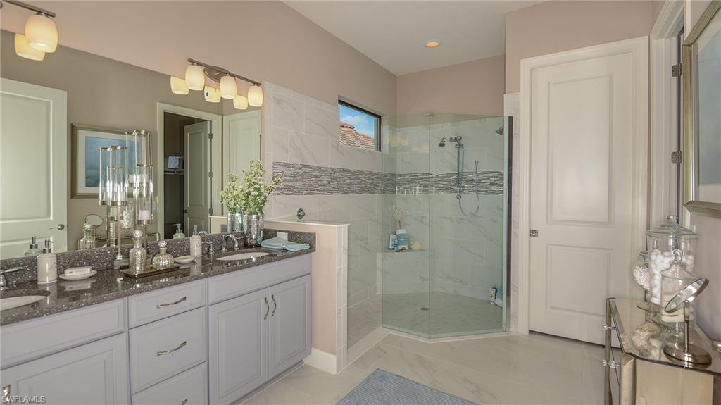 PEBBLE POINTE - Residential
