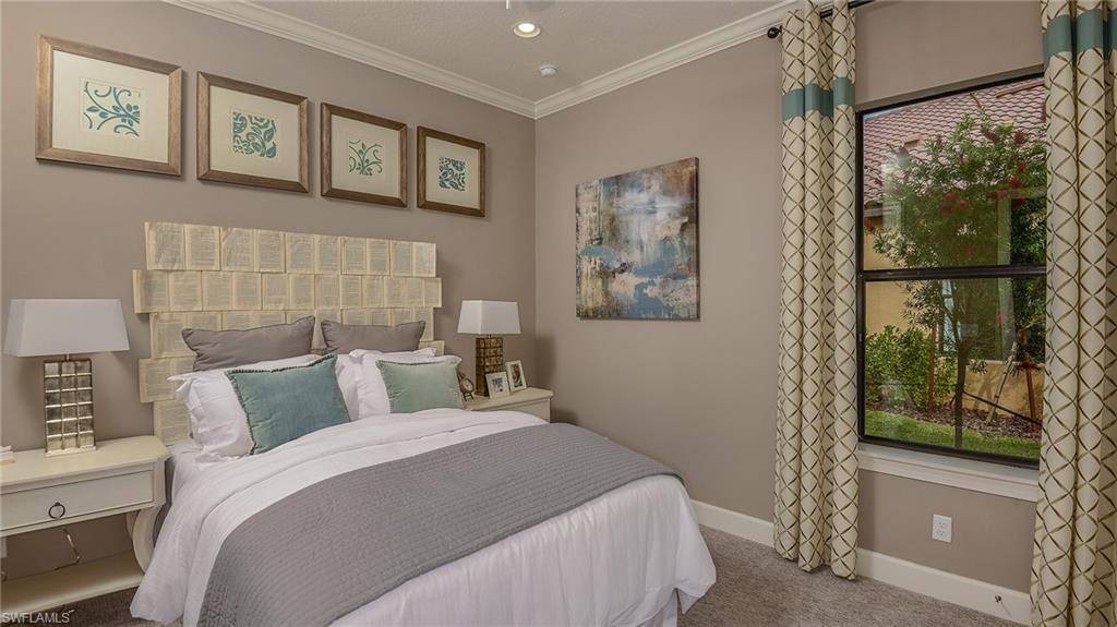 PEBBLE POINTE - Residential