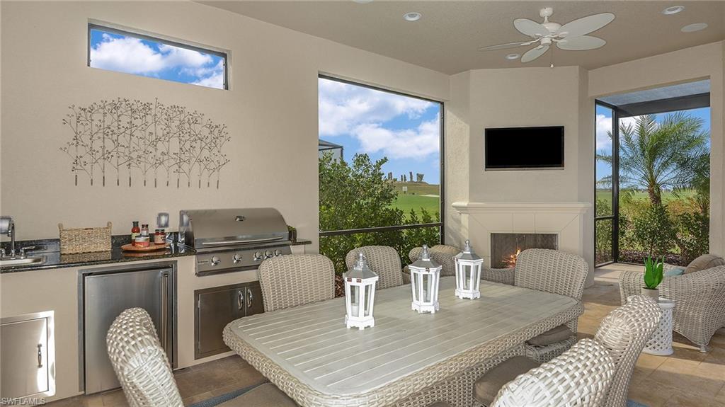 PEBBLE POINTE - Residential