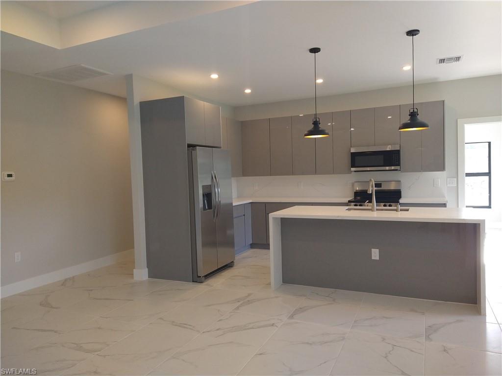 LEHIGH ACRES - Residential Lease