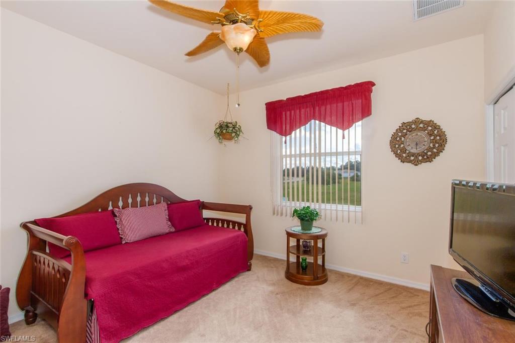 MIRROR LAKES - Residential