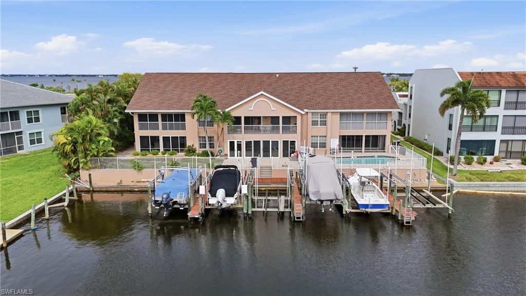RIVER VIEW OF CAPE CORAL - Residential