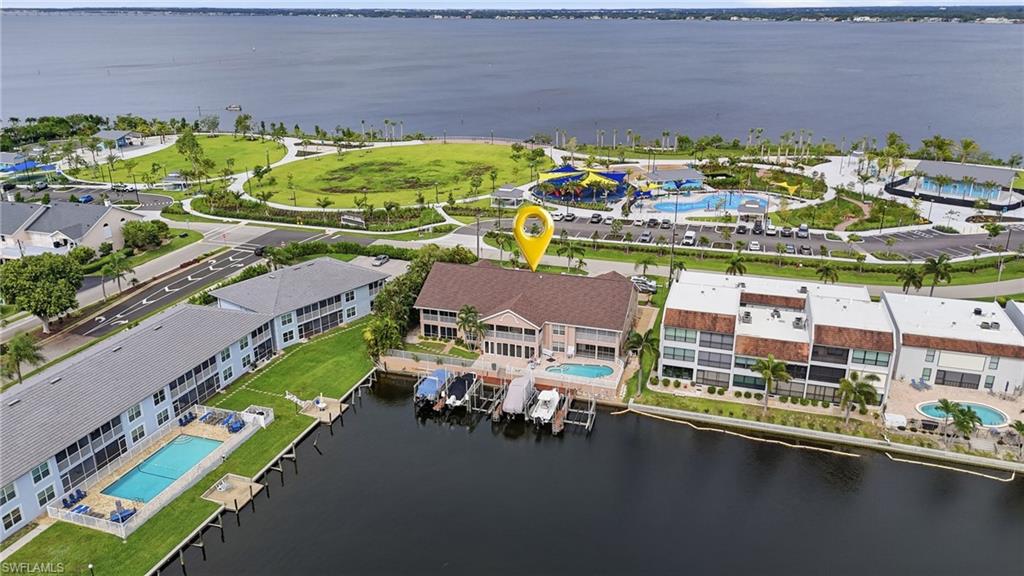 RIVER VIEW OF CAPE CORAL - Residential