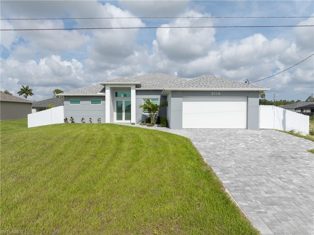 CAPE CORAL - Residential