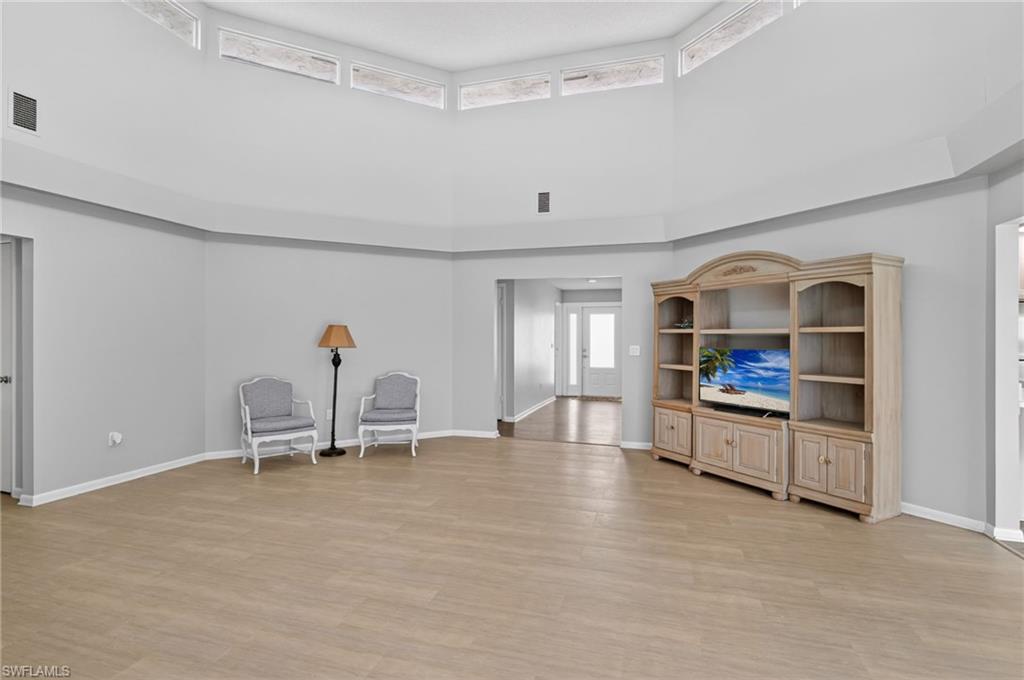 WING SOUTH AIRPARK - Residential