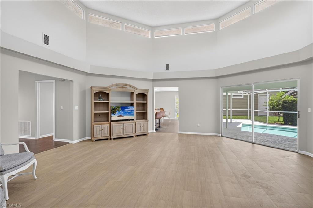 WING SOUTH AIRPARK - Residential