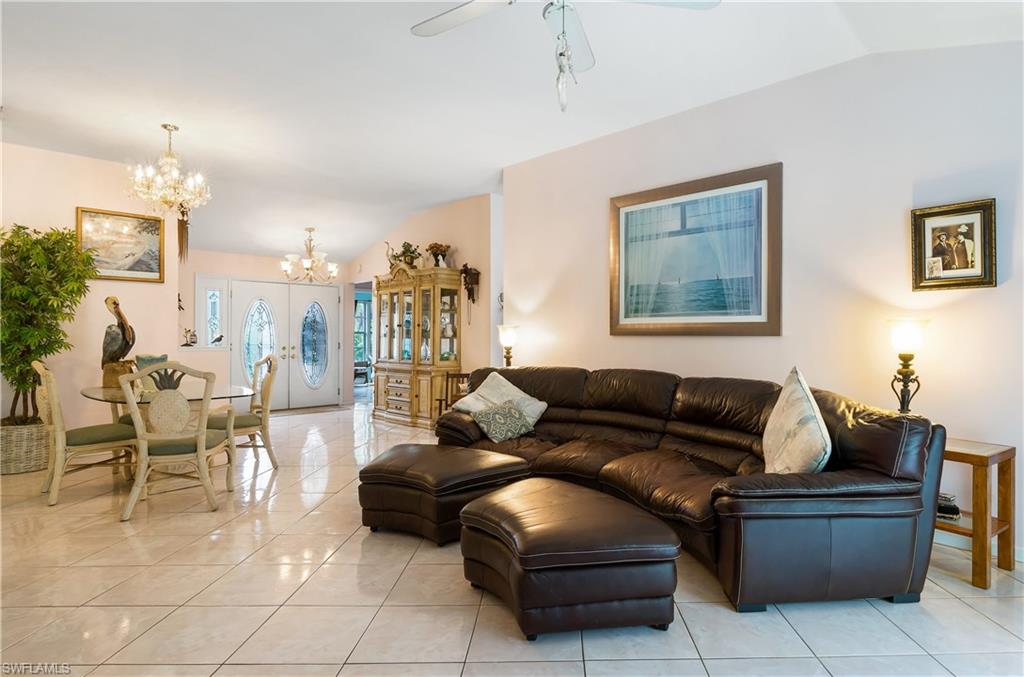 FOUNTAIN LAKES - Residential