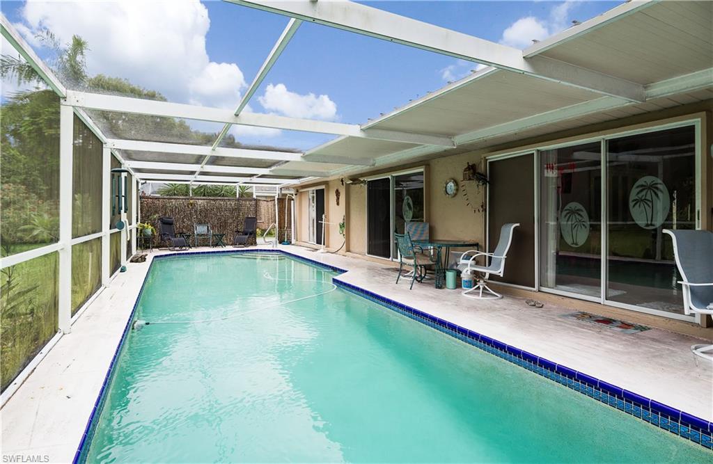 FOUNTAIN LAKES - Residential