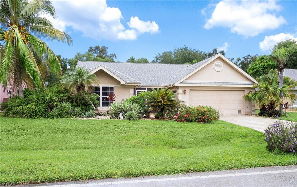 ONE OF A KIND FLOOR PLAN IN FOUNTAIN LAKES 3 bedroom 2 Bath pool home with almost 1800 square feet of living area! UPGRADED FLOORING, OVERSIZED POOL (GREAT FOR LAPS) AND 75X135 OVERSIZED LOT  The community features a 9 hole golf course Clubhouse with fitness center , pool and tennis. LOW ASSOC FEE . Great location close to everything. PROPERTY IS BEING SOLD AS-IS