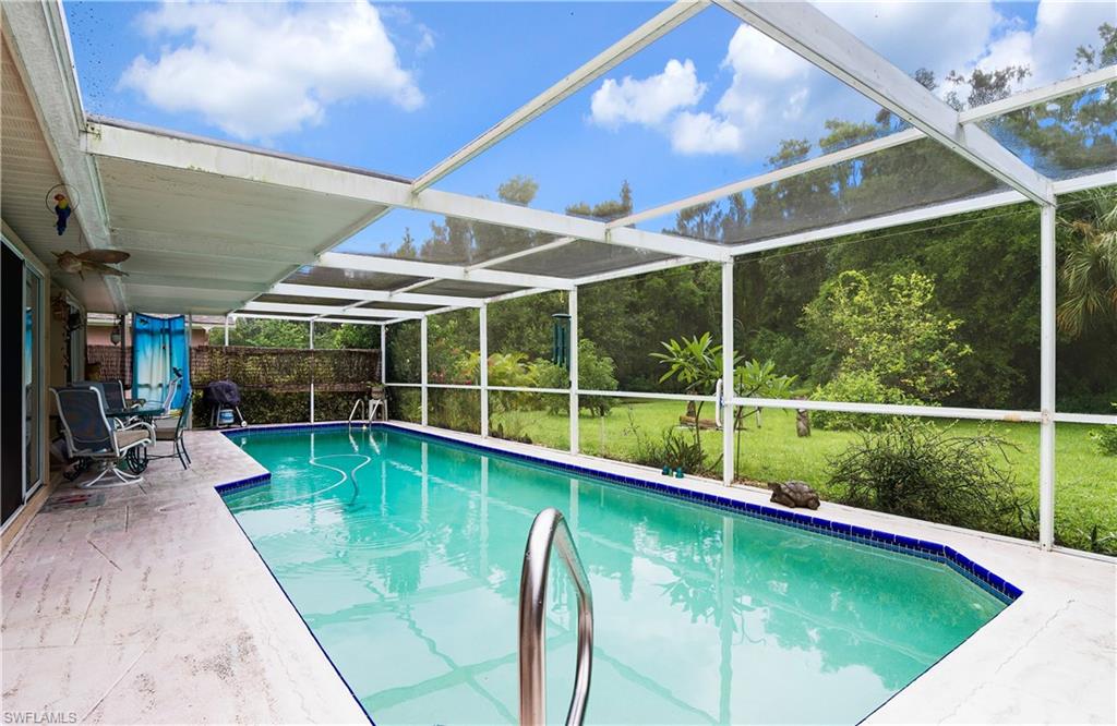FOUNTAIN LAKES - Residential
