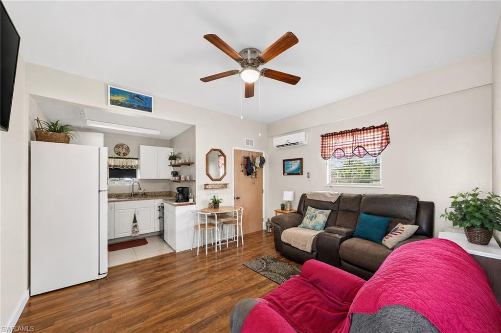 FORT MYERS SHORES - Residential