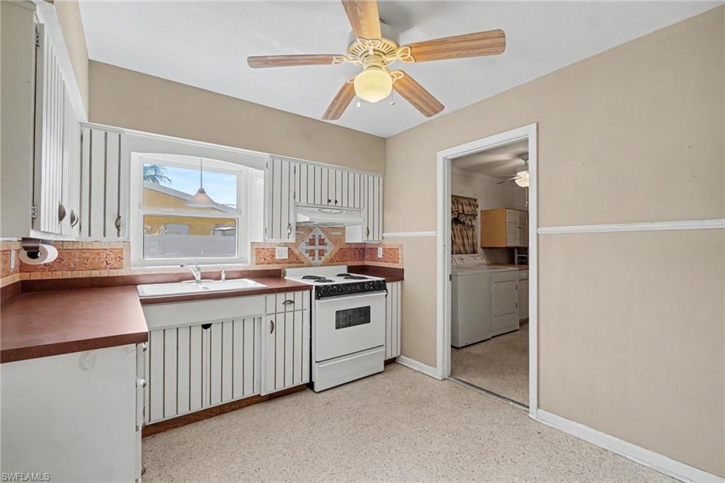 NORTH FORT MYERS - Residential