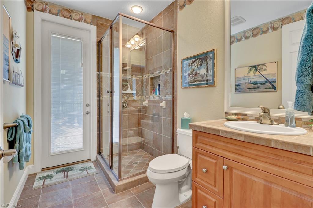 AQUALANE SHORES - Residential