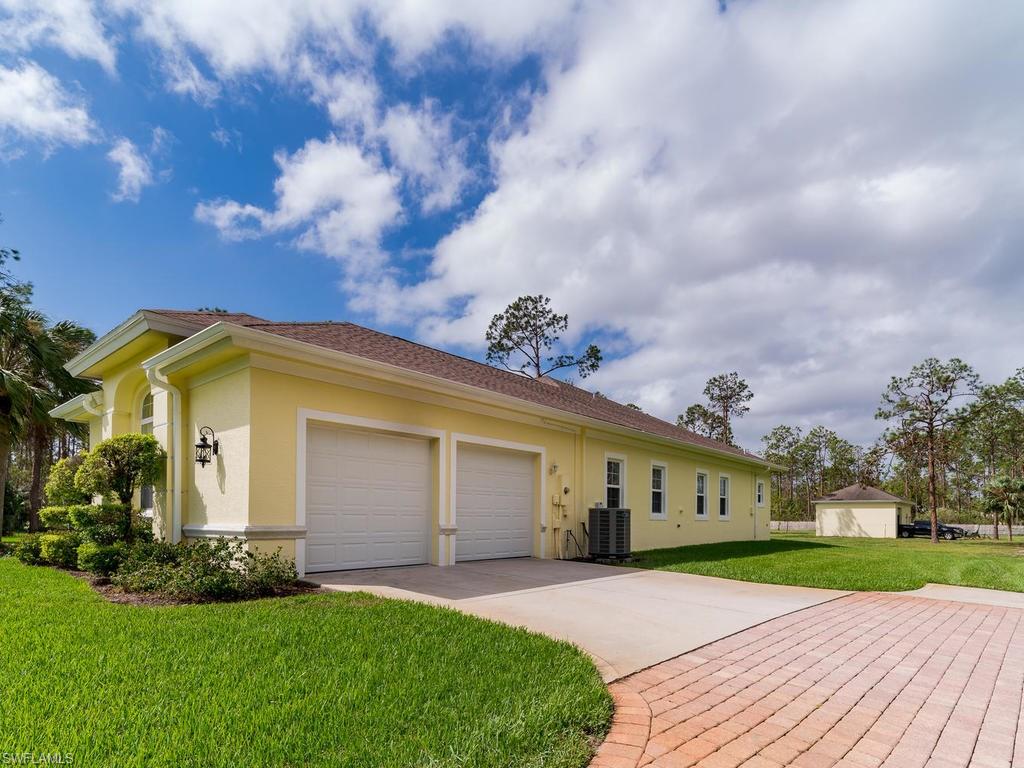GOLDEN GATE ESTATES - Residential