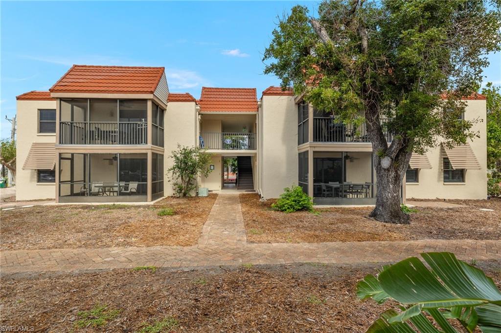 SANIBEL MOORINGS CONDO - Residential
