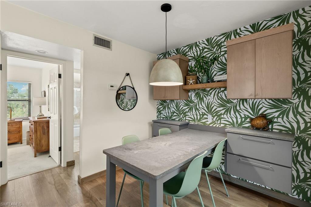 SANIBEL MOORINGS CONDO - Residential