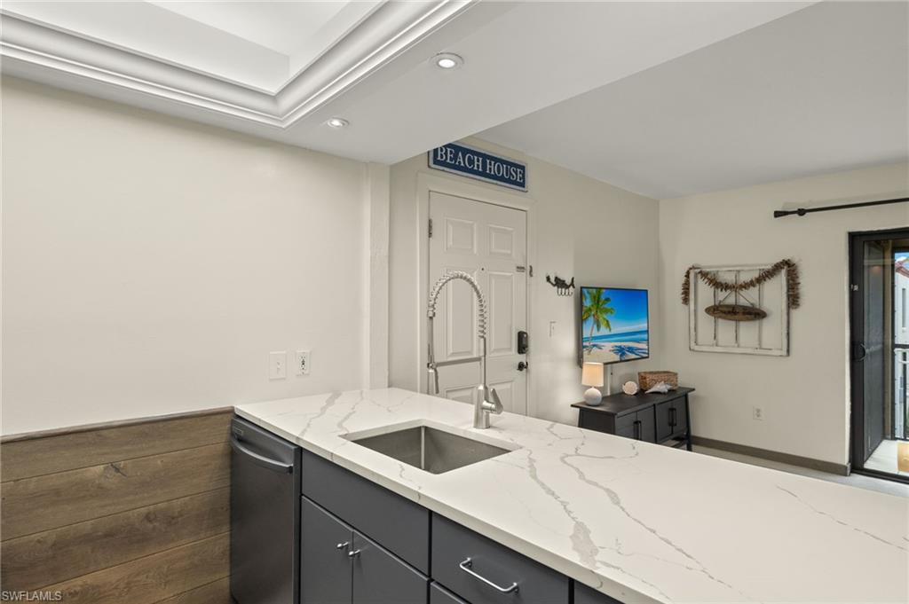 SANIBEL MOORINGS CONDO - Residential