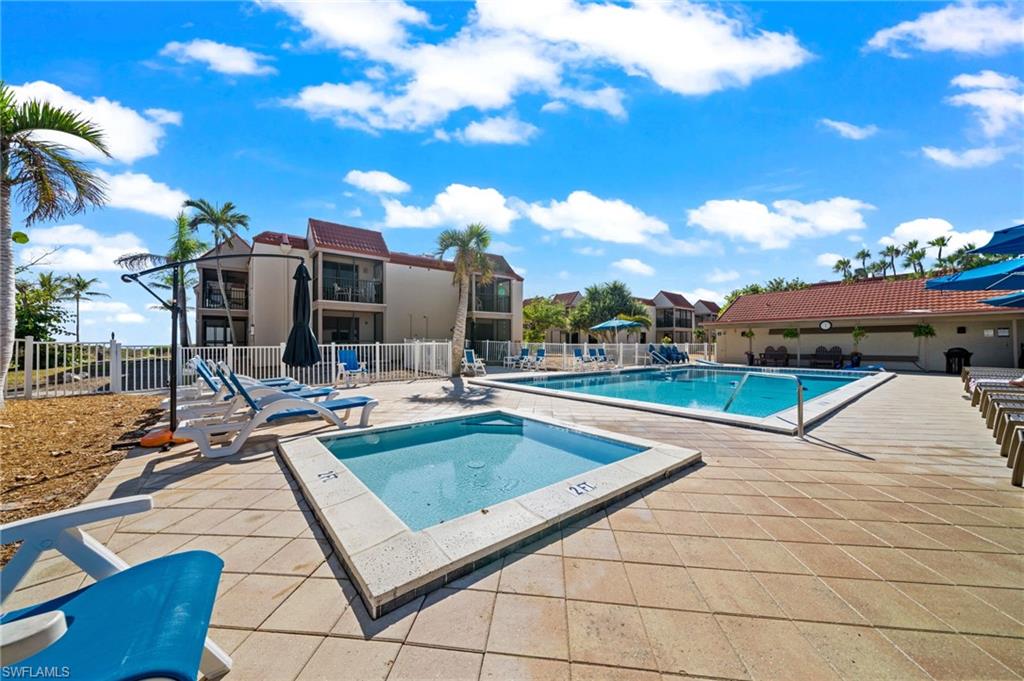 SANIBEL MOORINGS CONDO - Residential