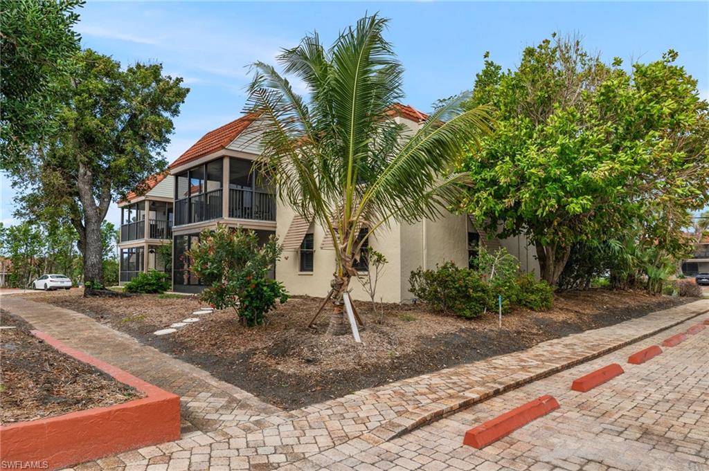 SANIBEL MOORINGS CONDO - Residential