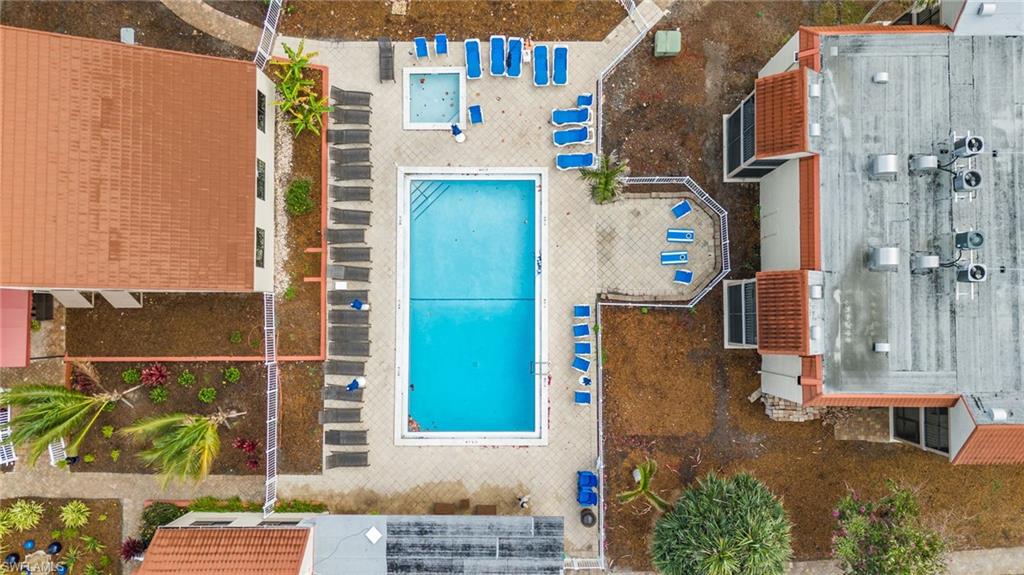 SANIBEL MOORINGS CONDO - Residential