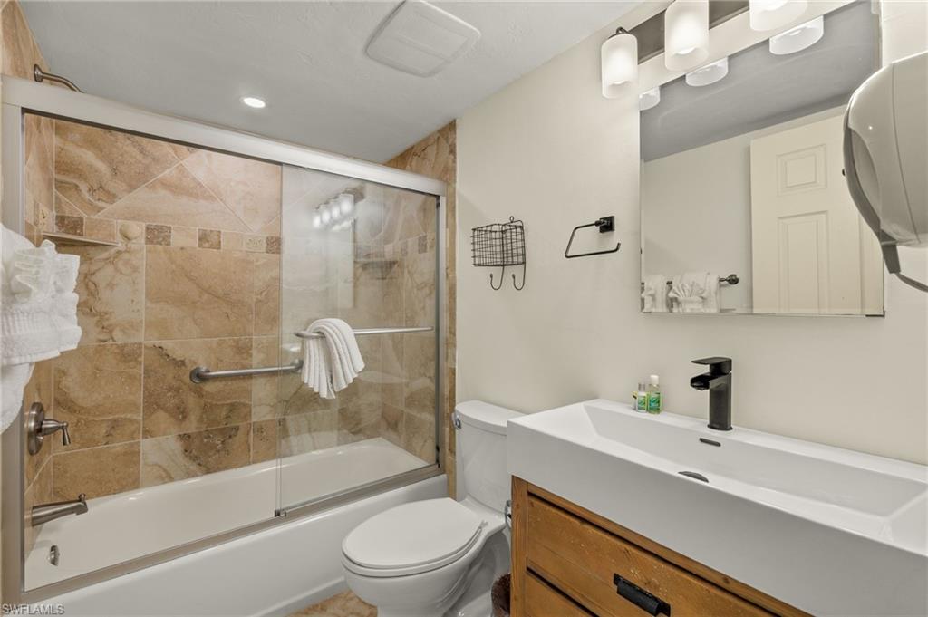SANIBEL MOORINGS CONDO - Residential
