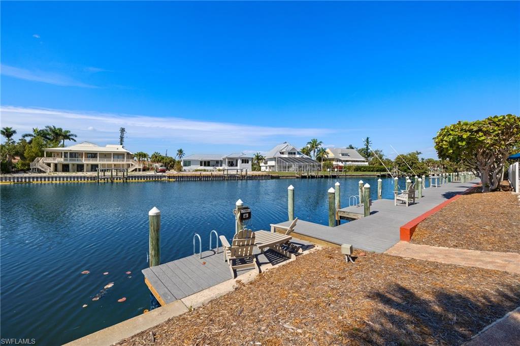 SANIBEL MOORINGS CONDO - Residential