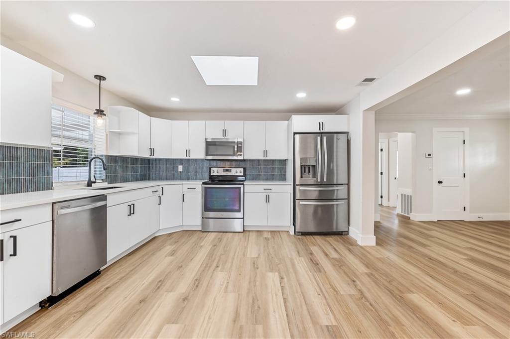 PALM GARDENS - Residential