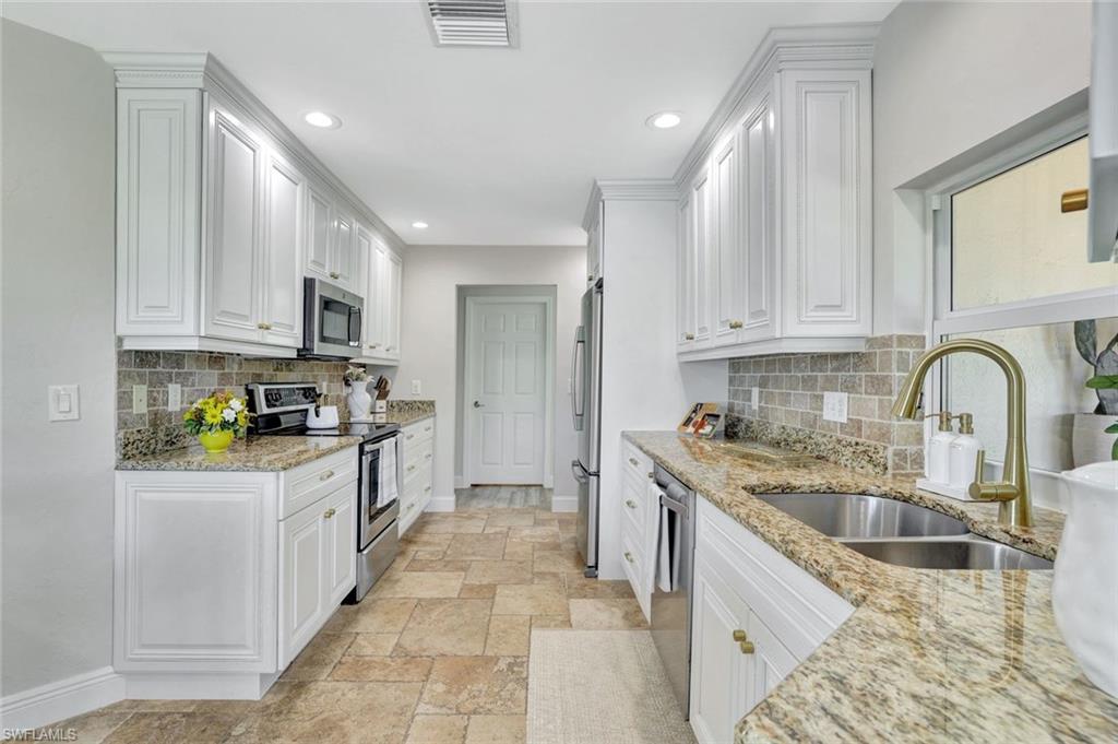MARCO ISLAND - Residential