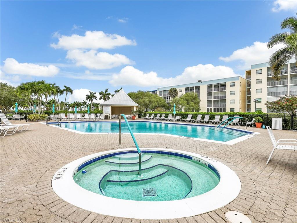 SANDS OF MARCO - Residential
