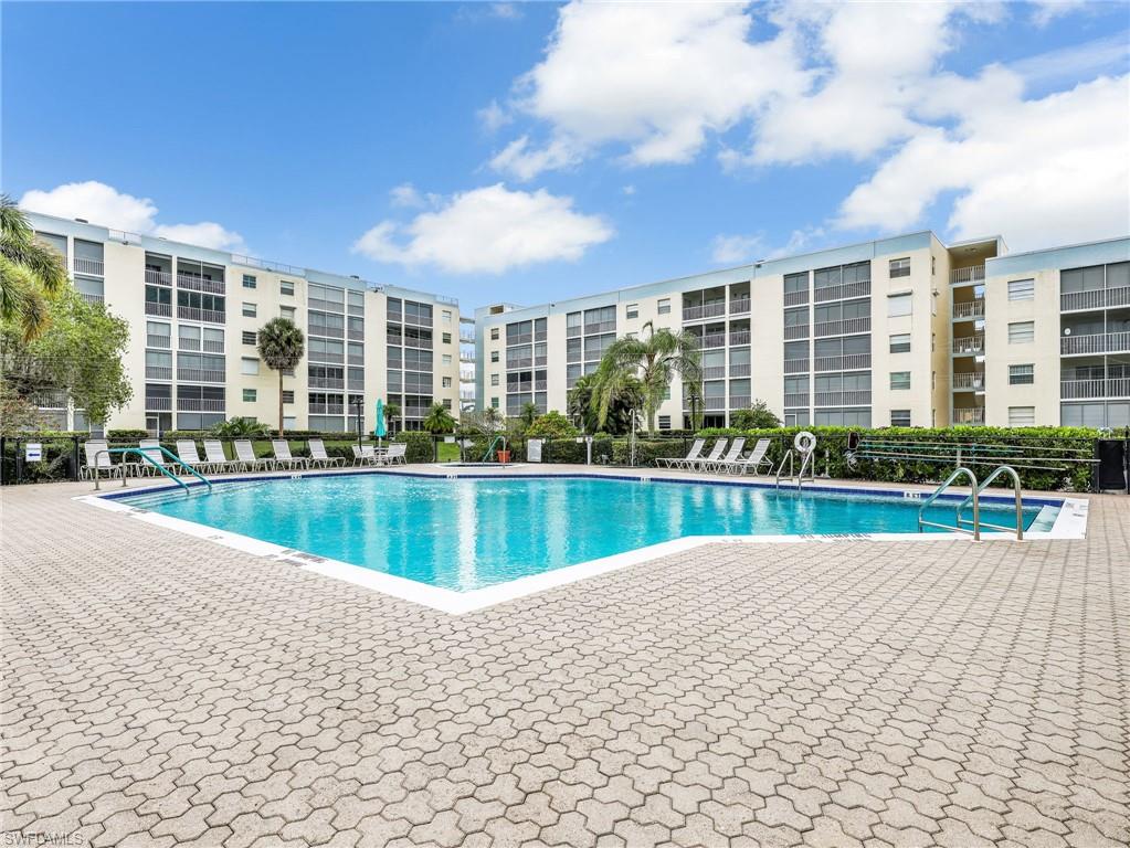 SANDS OF MARCO - Residential