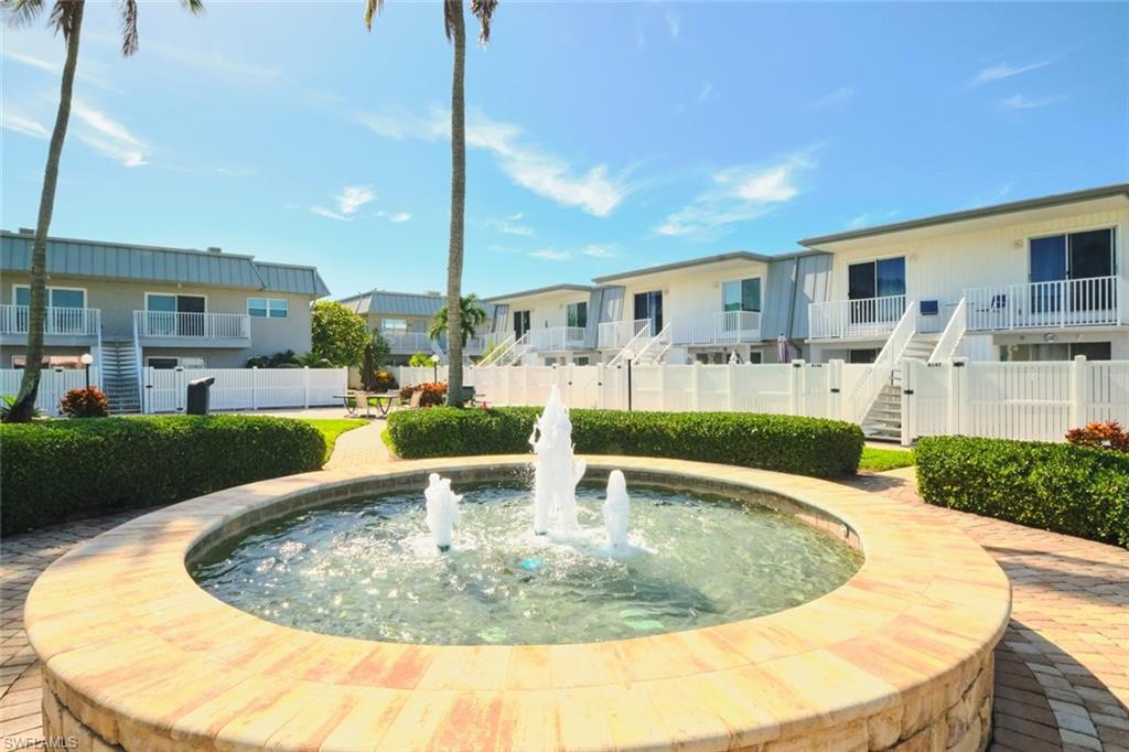 REGENCY CONDO - Residential