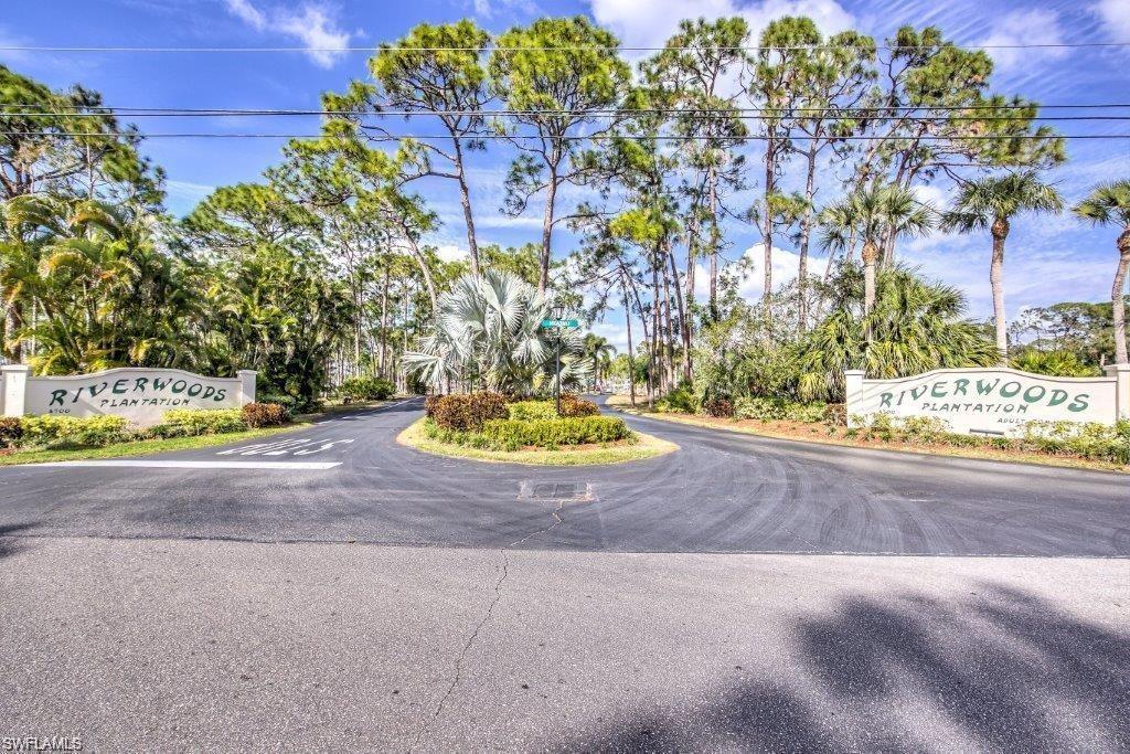 THIS 55+ COMMUNITY IS A GREAT PLACE FOR YOUR MANUFACTURED HOME OR RV SEE ATTCHMENTS FOR ALL SERVICE DOGS ARE ALLOWED VERY WELL ESTABLISHED COMMUNITY MULTIPLE LEASE OPTION PER YEAR SEE FOR YOURSELF    WONT LAST!